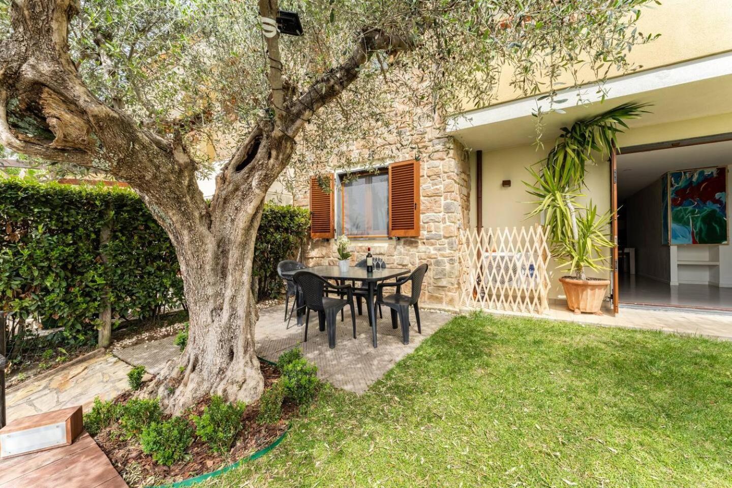 Villa Villacolle マッサローザ エクステリア 写真