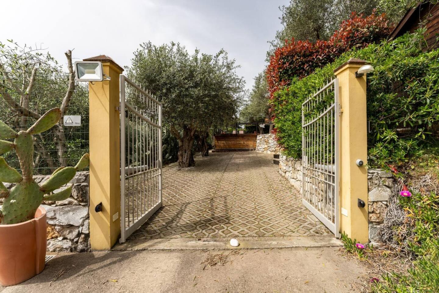 Villa Villacolle マッサローザ エクステリア 写真